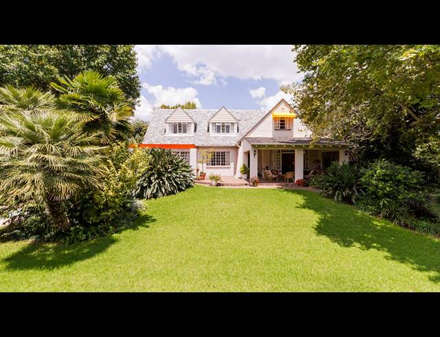 4 BEDROOM HOUSE FOR SALE IN DUNKELD WEST